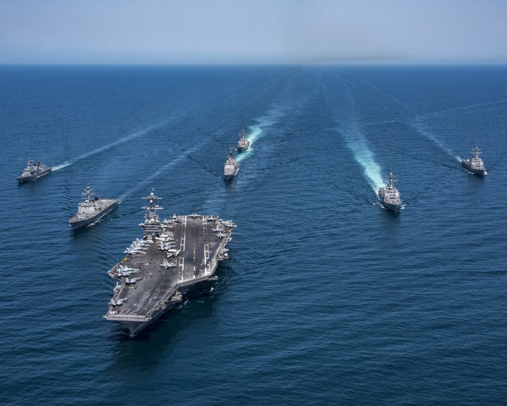 دلالات إرسال سفينة حربية إيرانية إلى البحر الأحمر
