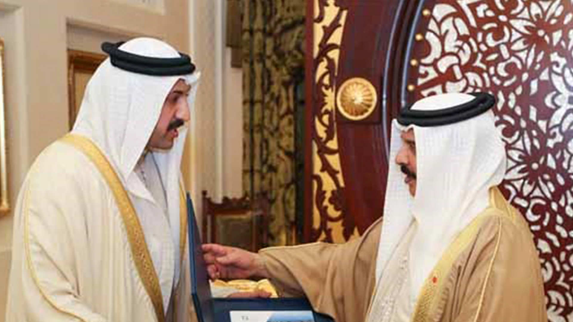 HM King receives DERASAT Chairman