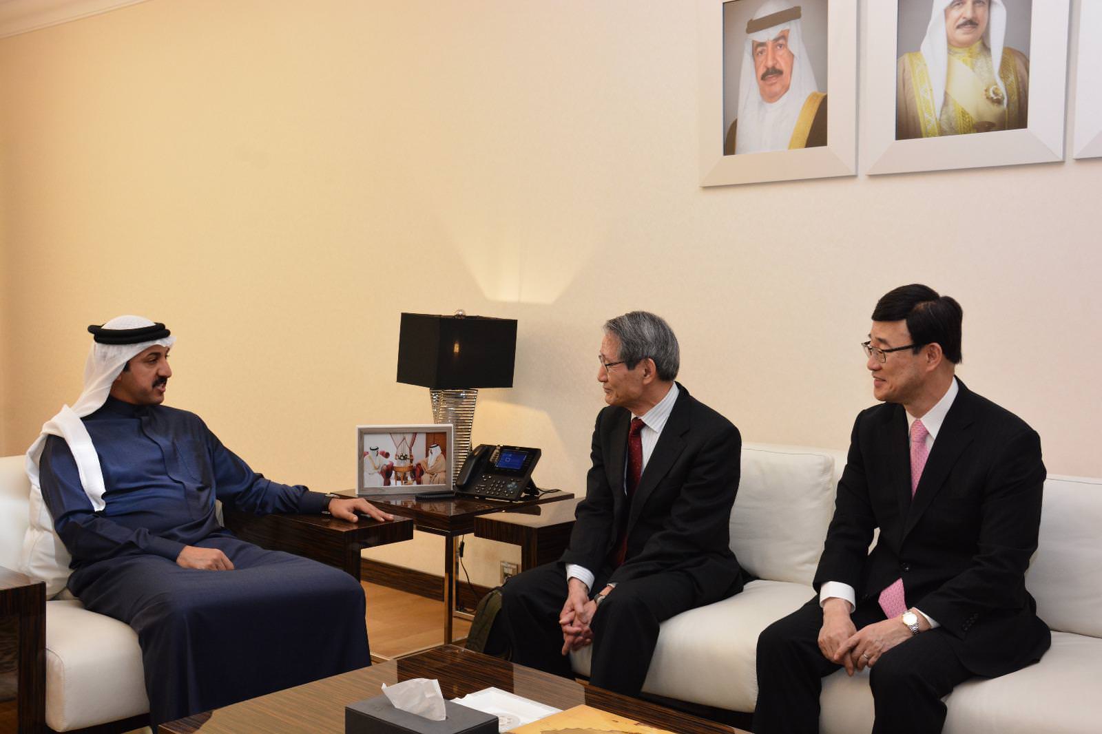 Japanese Delegation Visits Derasat