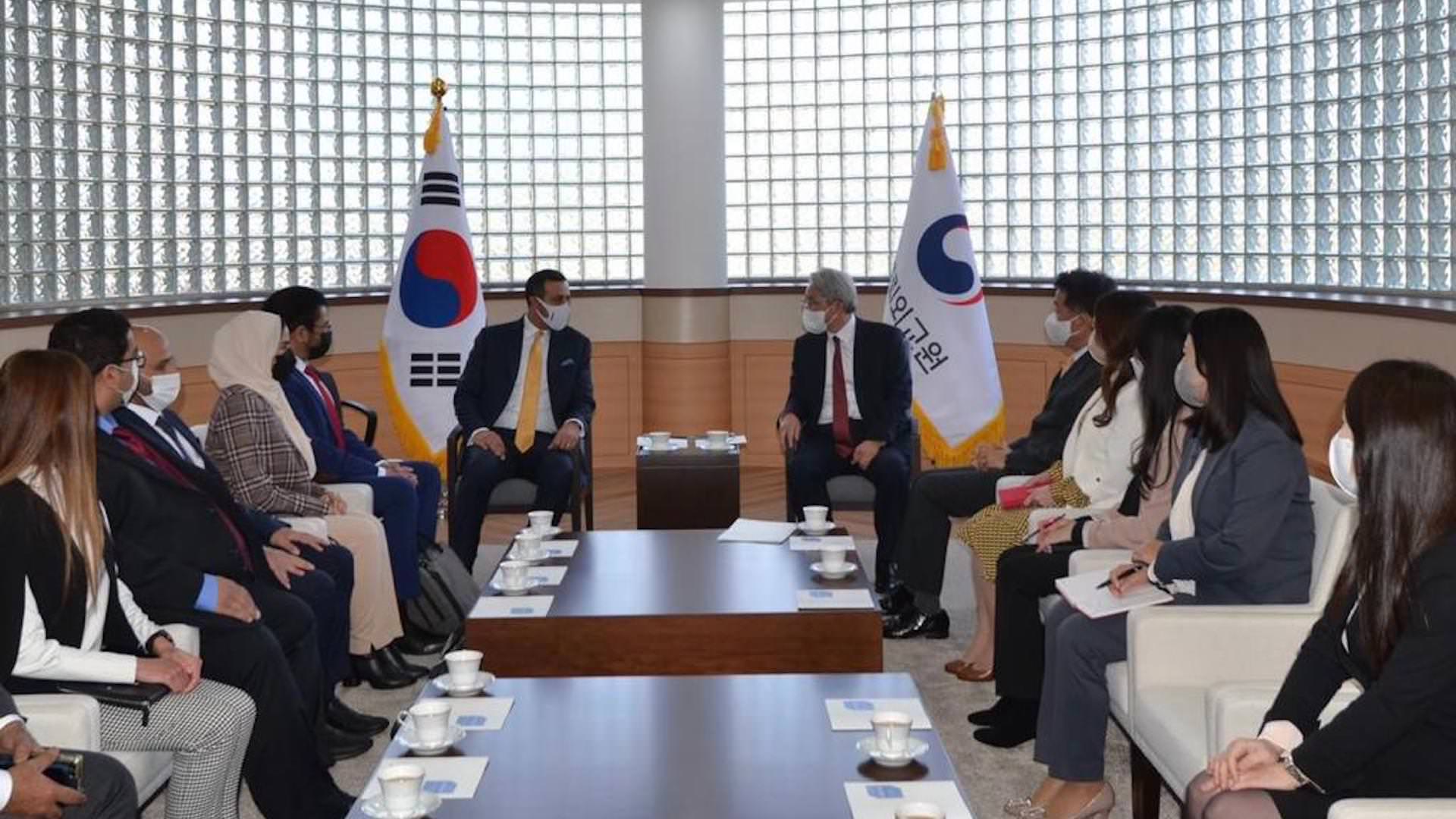 Derasat Chairman Gives Lecture at South Korea’s Institute of Foreign Affairs
