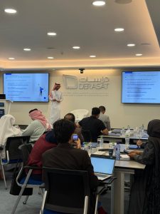 مركز "دراسات" يعقد ورشة حول أبرز التحديات والتوجهات الحديثة في البحث السيبراني